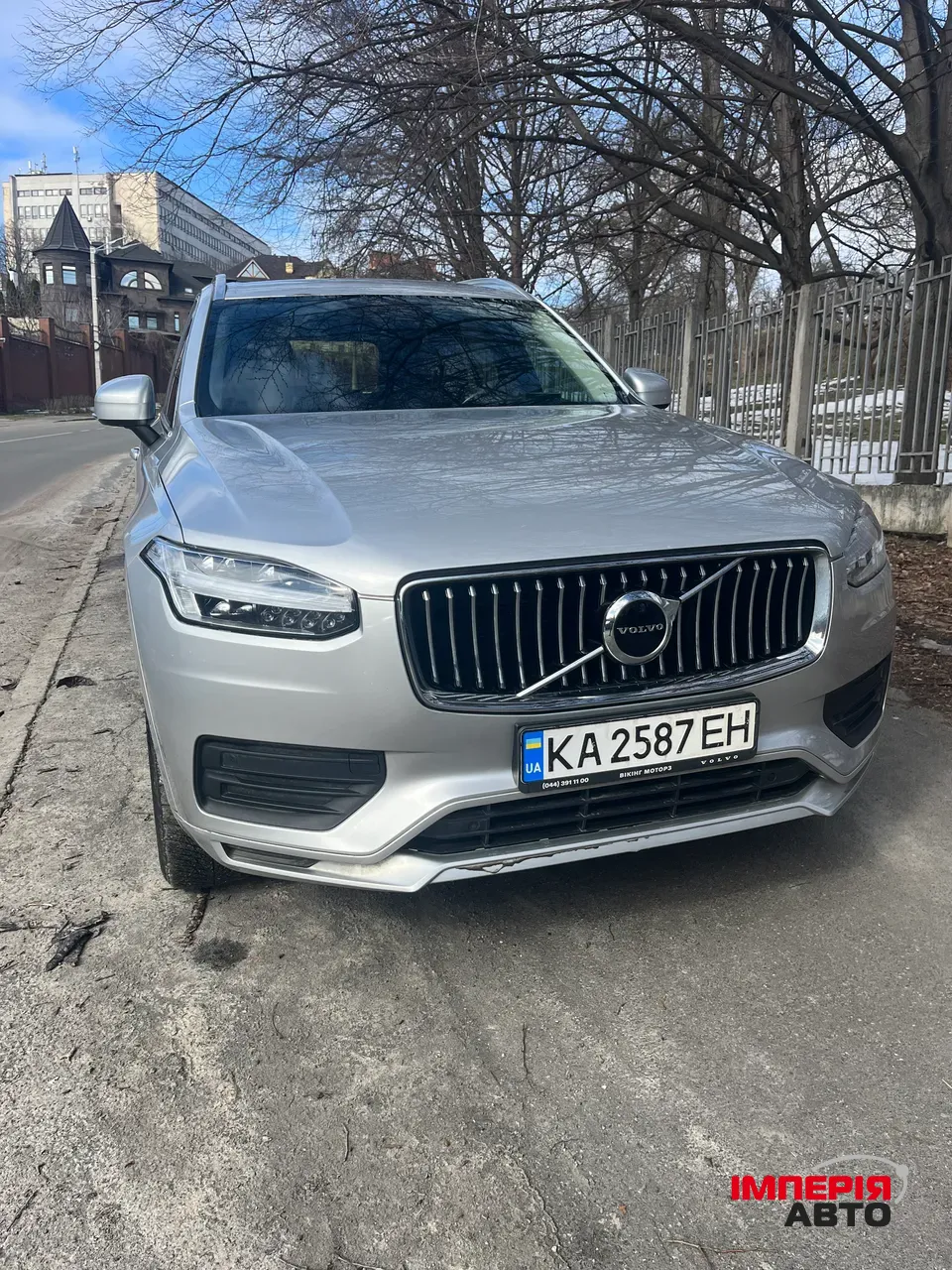 Volvo XC90 - фото 1