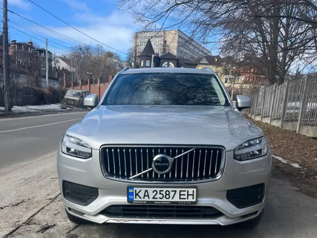 Volvo XC90 - фото 2