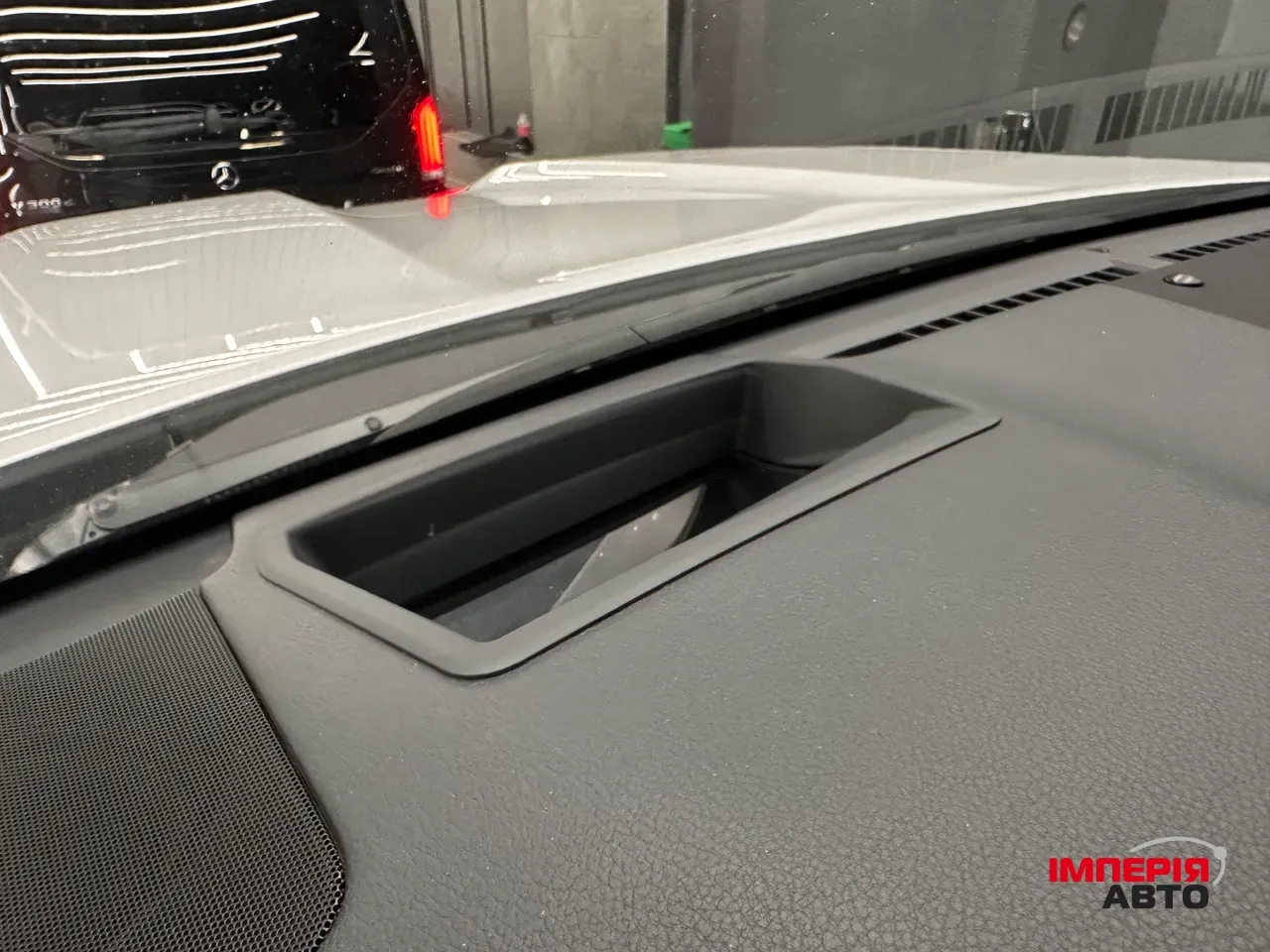 Lexus LX - фото 10