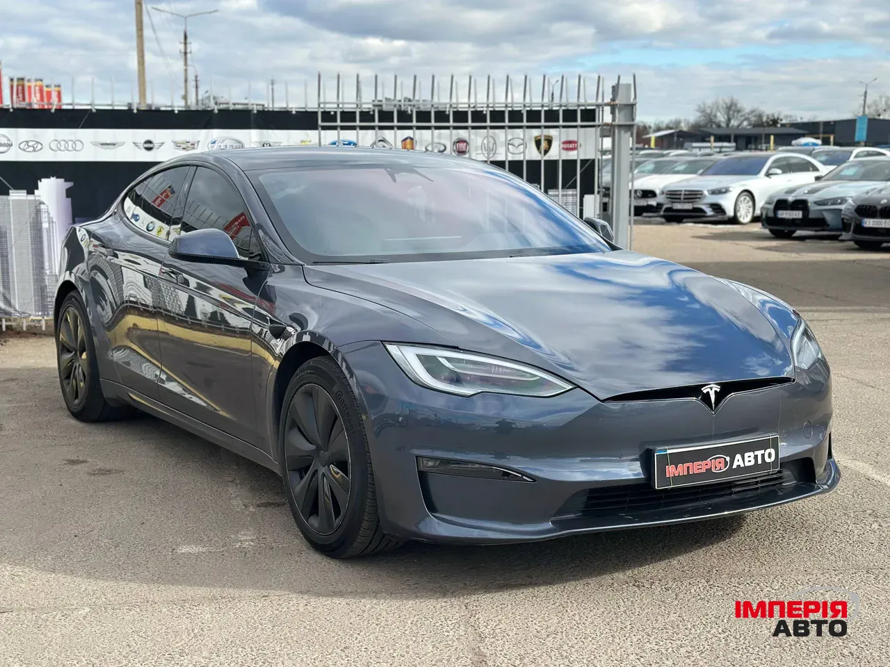 Tesla Model S - фото 3