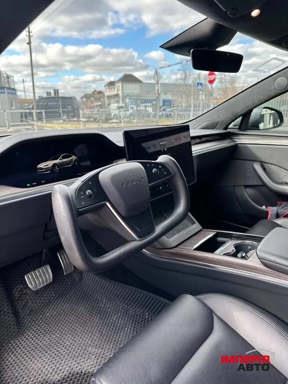 Tesla Model S - фото 11