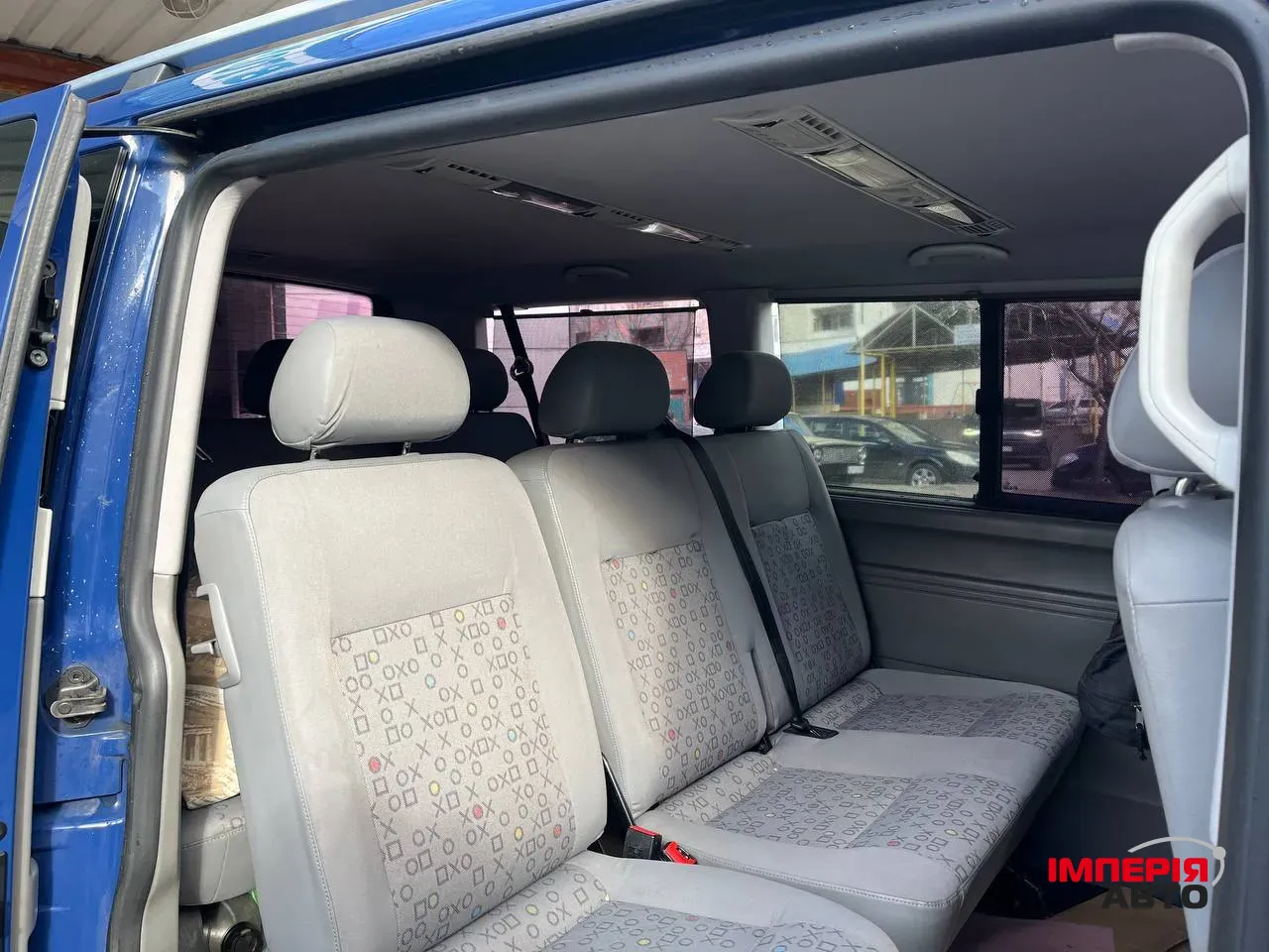 Volkswagen Caravelle - фото 12