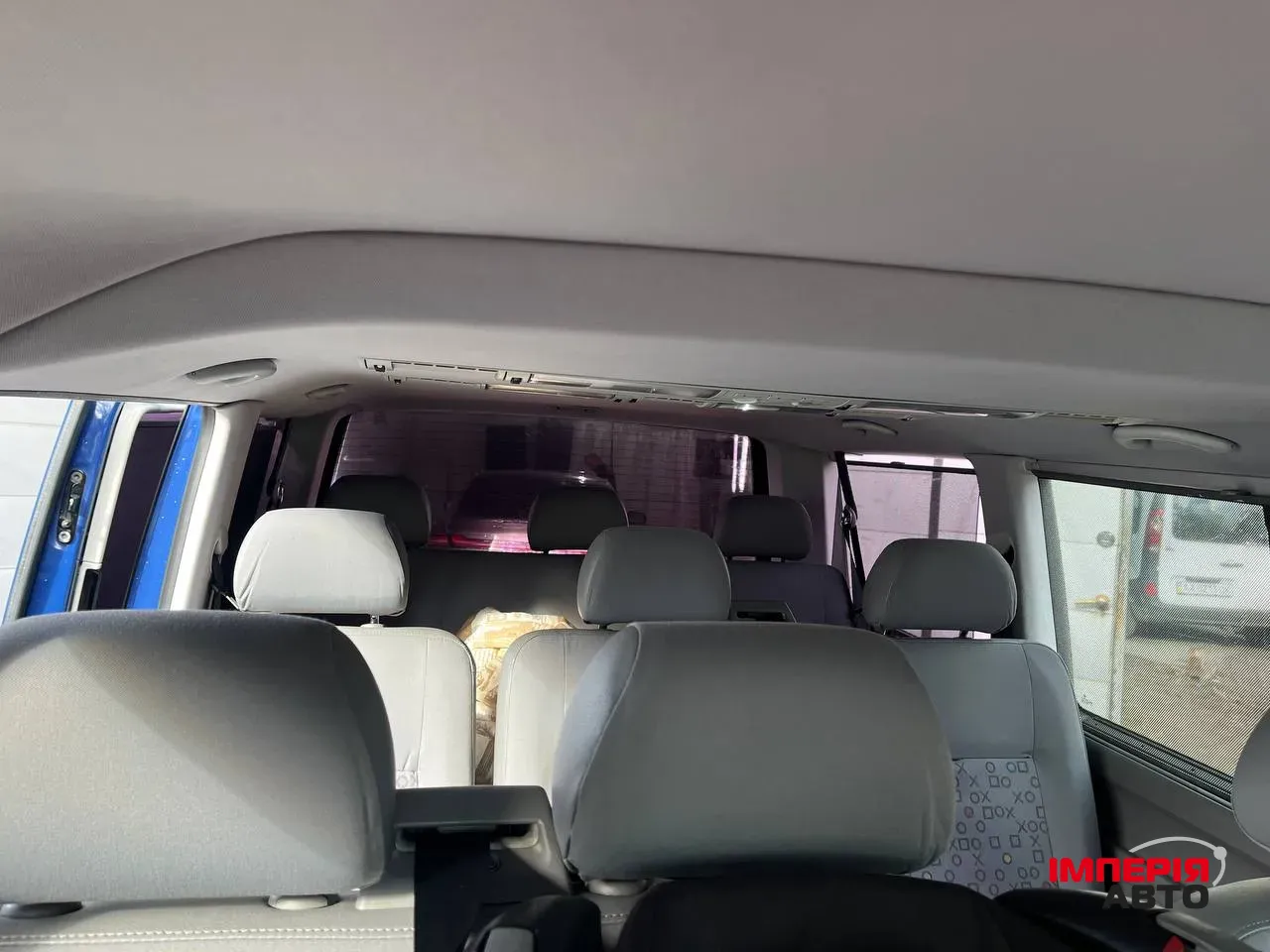 Volkswagen Caravelle - фото 10