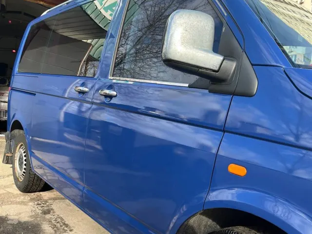 Volkswagen Caravelle - фото 4