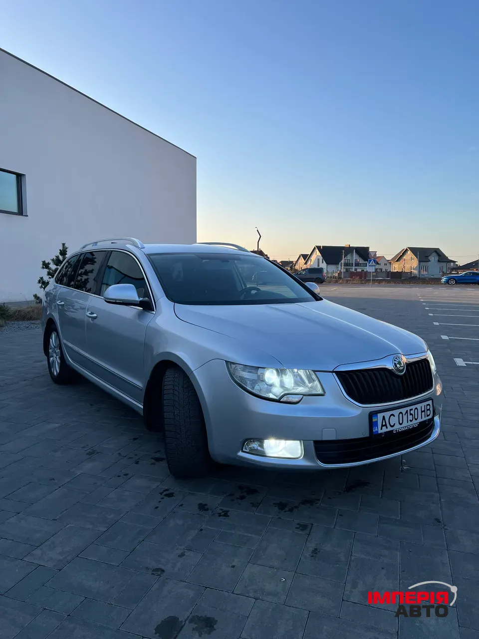 Skoda Superb - фото 8