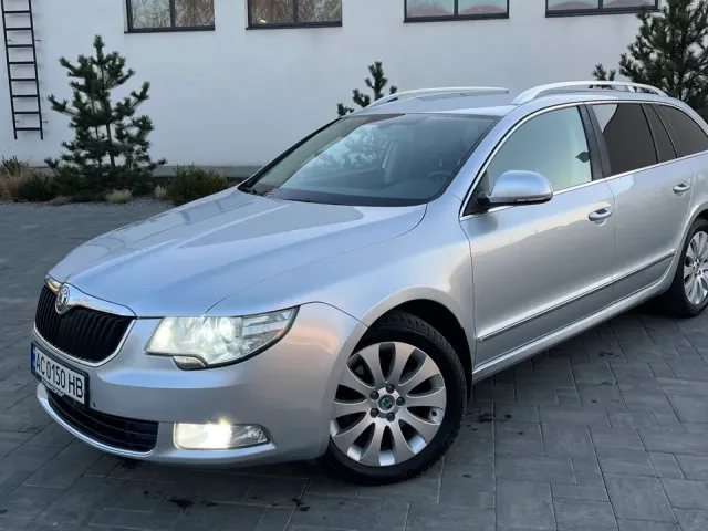 Skoda Superb - фото 2
