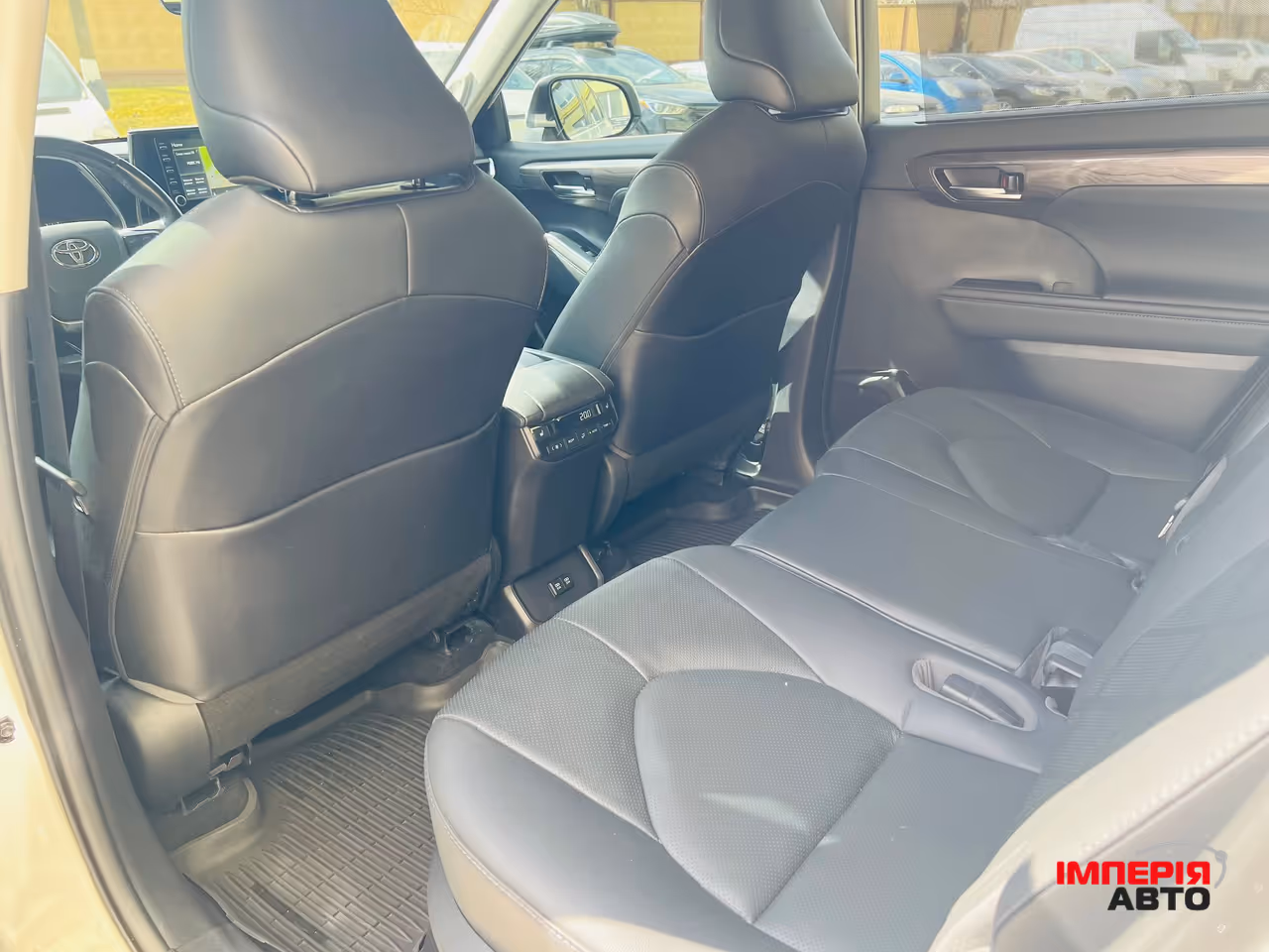 Toyota Highlander - фото 10