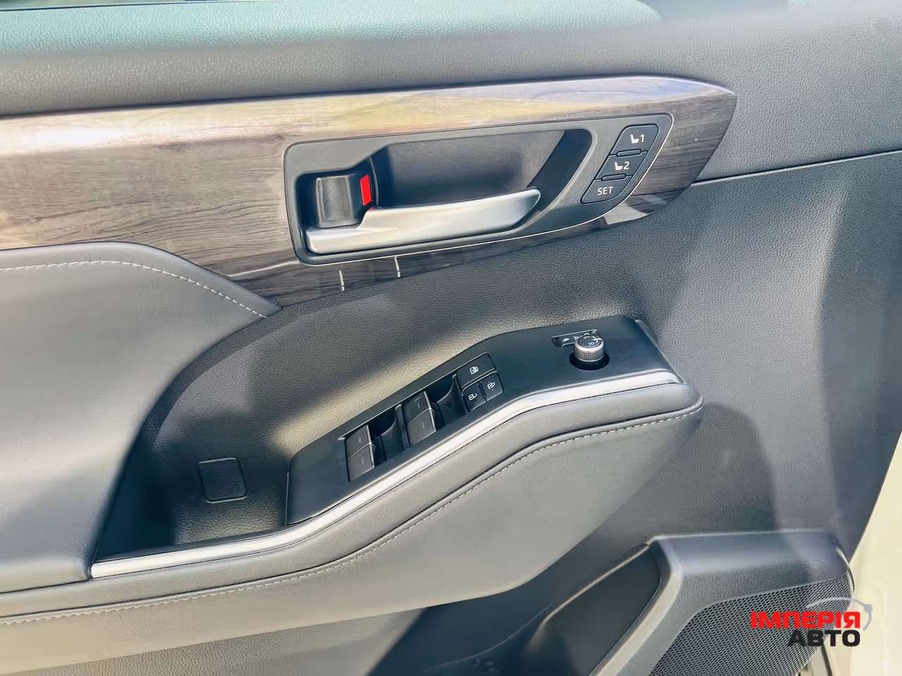 Toyota Highlander - фото 11