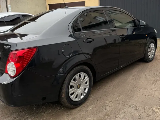 Chevrolet Aveo - фото 3