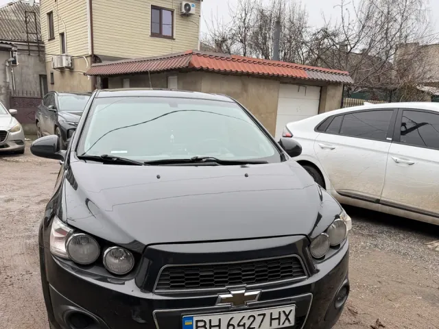 Chevrolet Aveo - фото 1