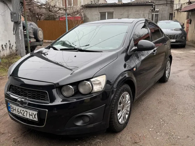 Chevrolet Aveo - фото 5