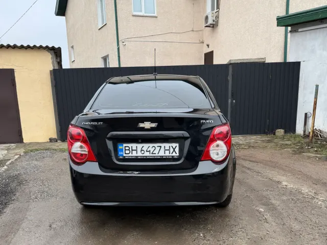 Chevrolet Aveo - фото 4