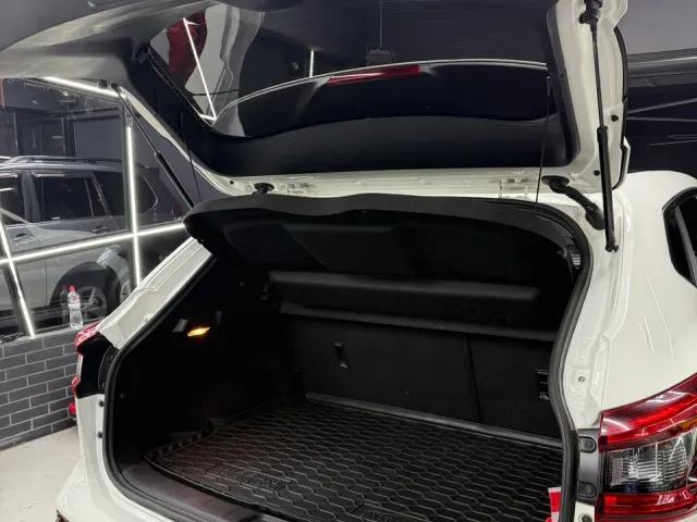 Nissan Qashqai - фото 4