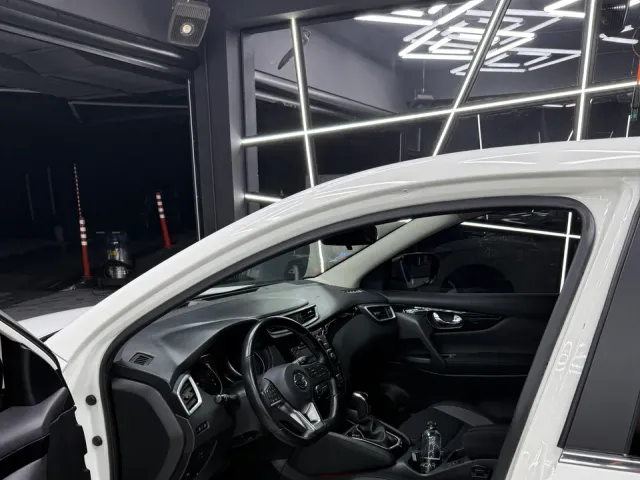 Nissan Qashqai - фото 2