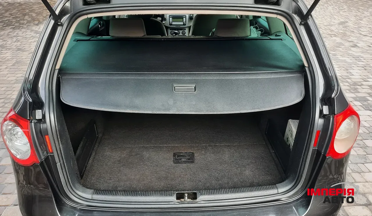 Volkswagen Passat - фото 10