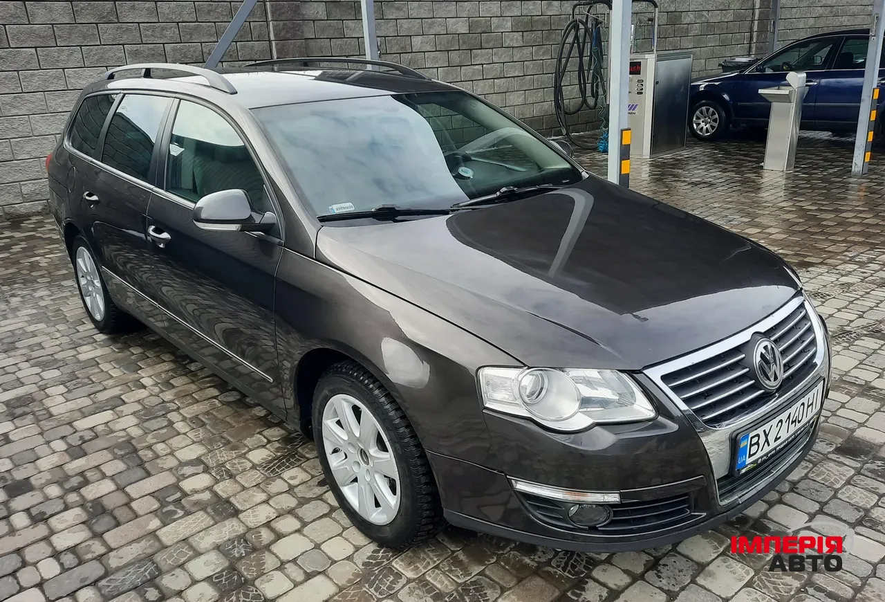 Volkswagen Passat - фото 2