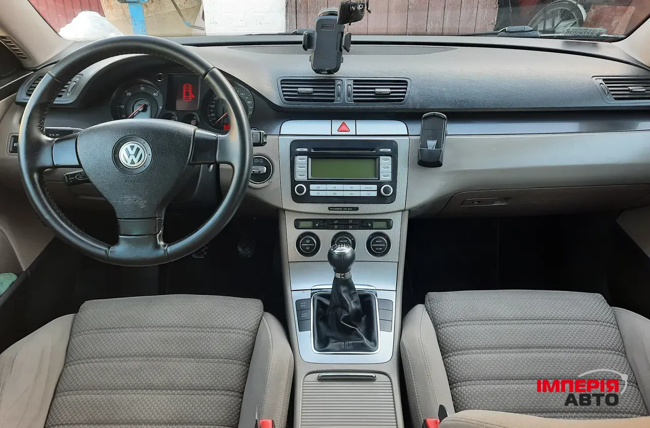 Volkswagen Passat - фото 7