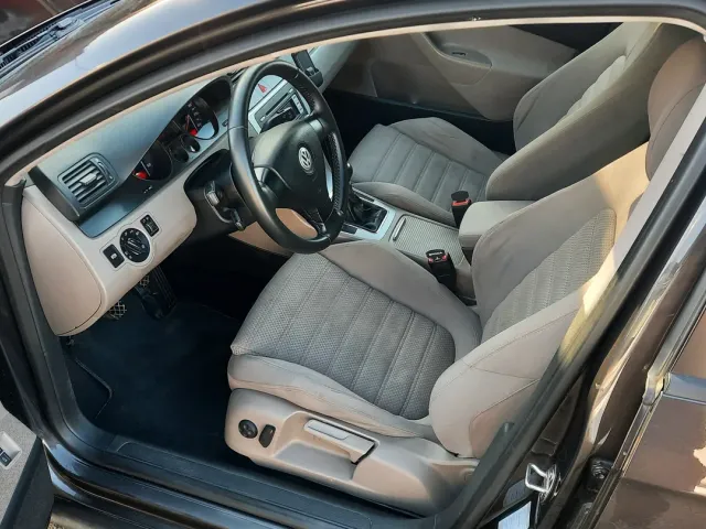 Volkswagen Passat - фото 5