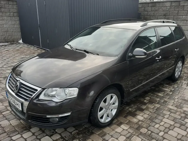 Volkswagen Passat - фото 1