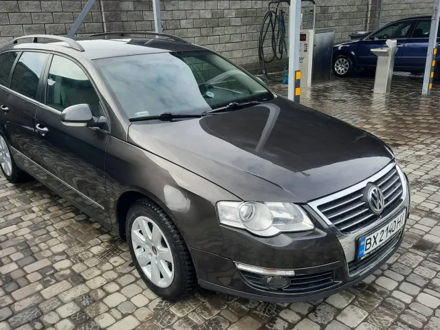 Volkswagen Passat - фото 2