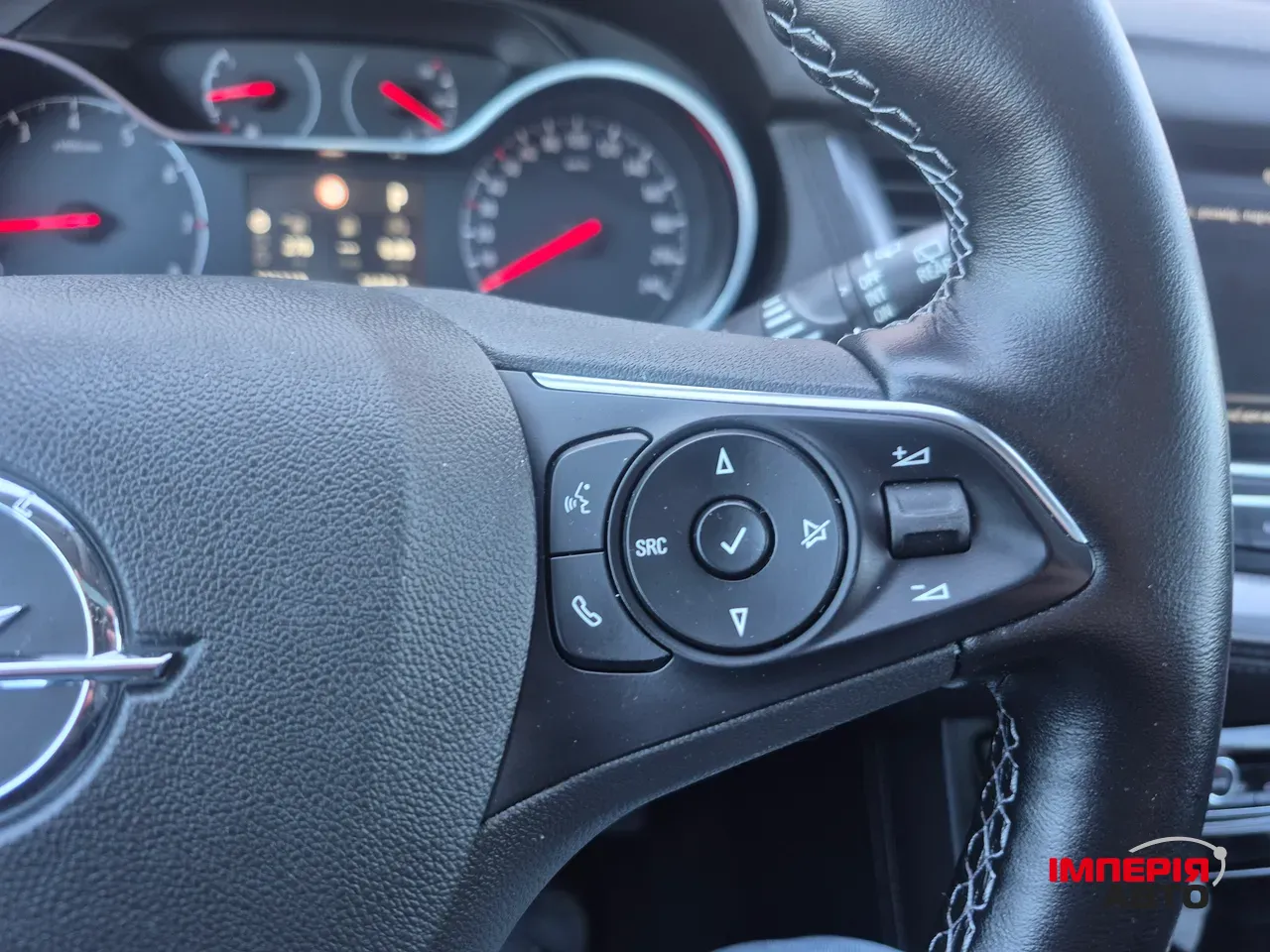 Opel Grandland X - фото 42