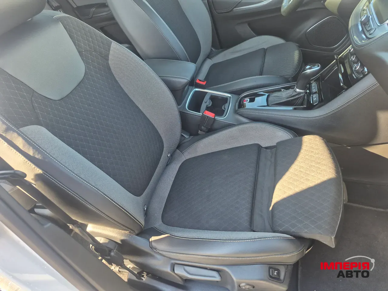 Opel Grandland X - фото 25