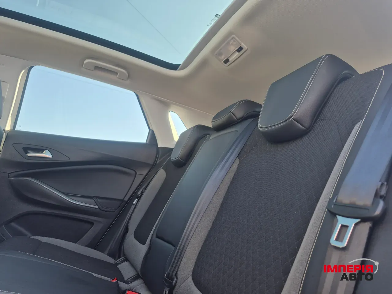 Opel Grandland X - фото 35