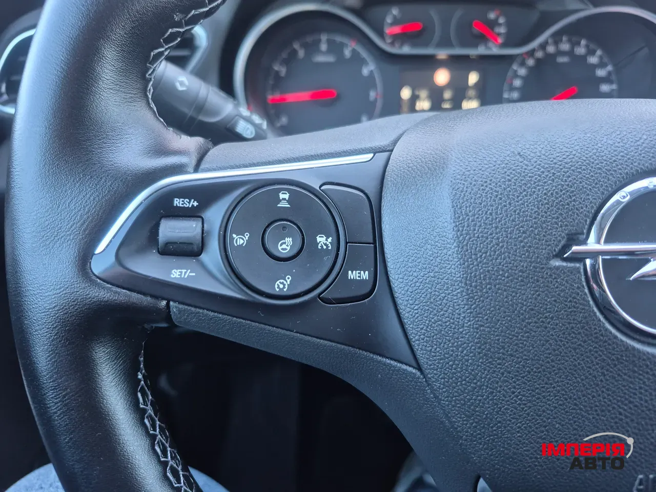 Opel Grandland X - фото 41