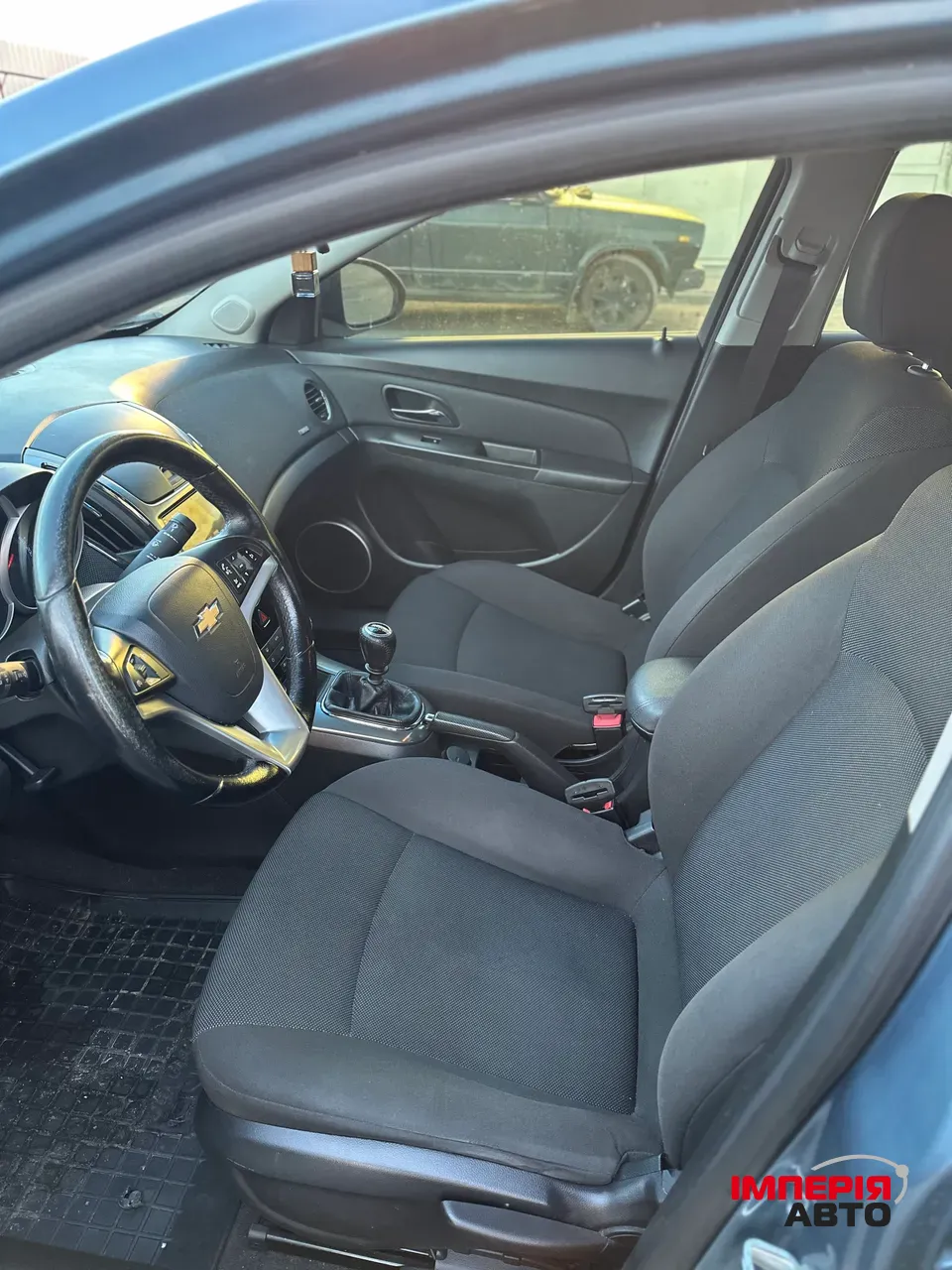 Chevrolet Cruze - фото 9