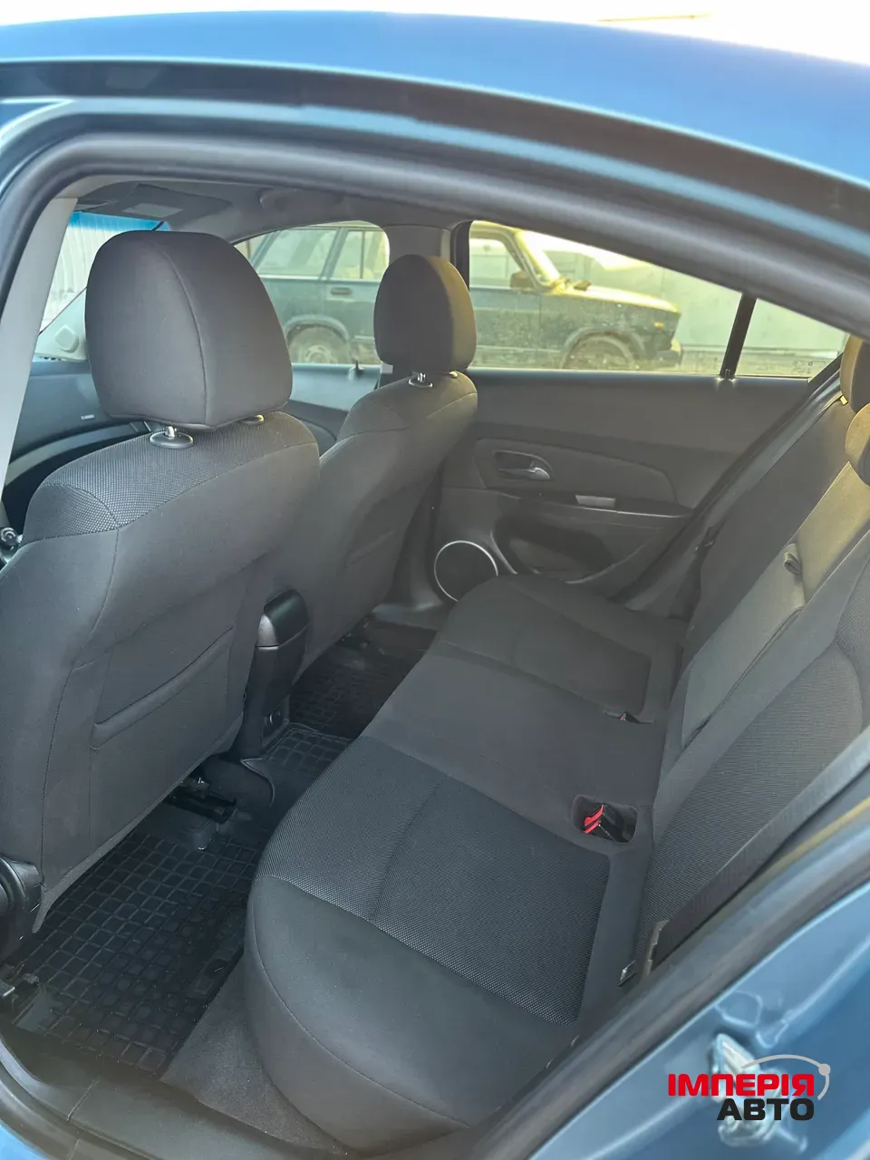 Chevrolet Cruze - фото 11