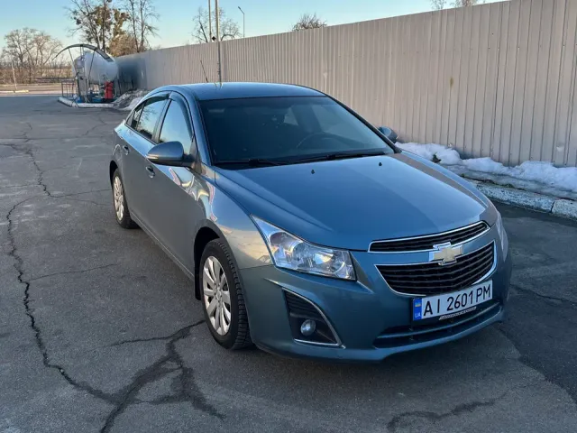 Chevrolet Cruze - фото 4
