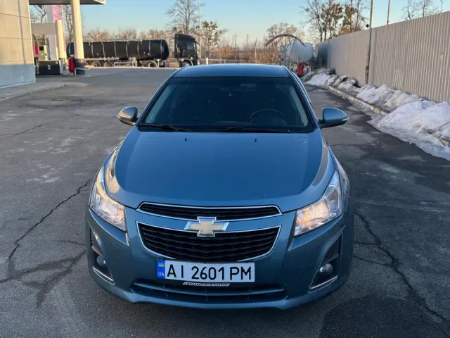 Chevrolet Cruze - фото 3