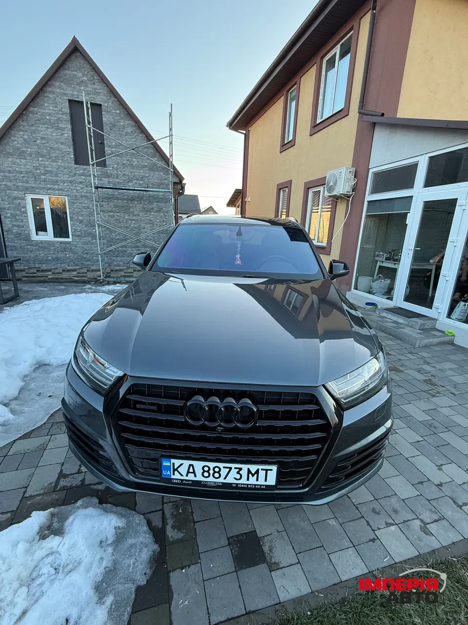 Audi Q7 - фото 14