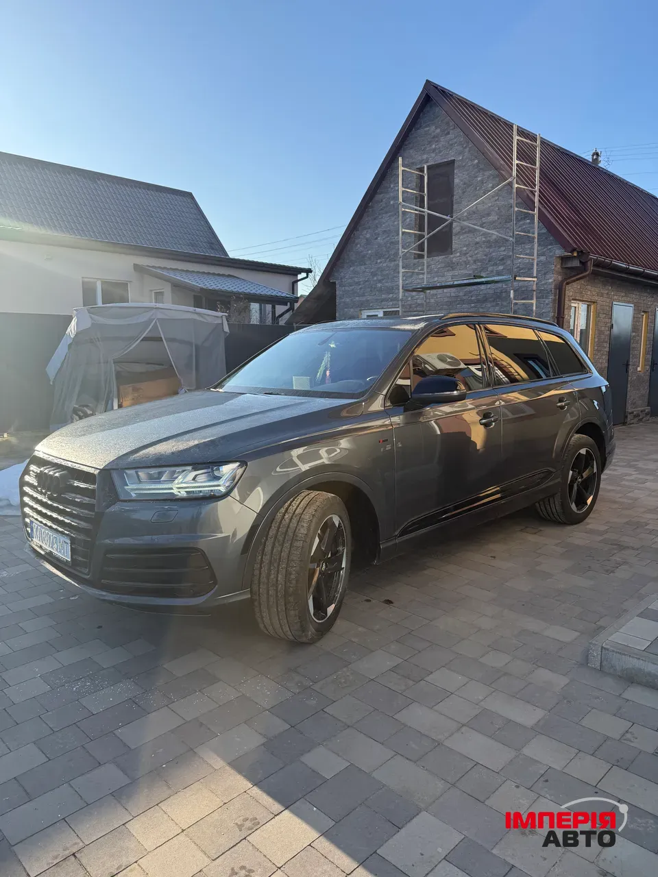 Audi Q7 - фото 27