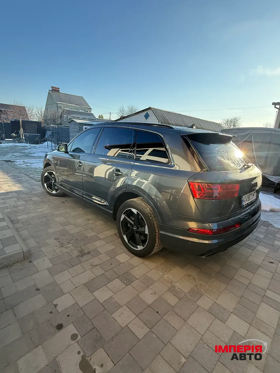 Audi Q7 - фото 28