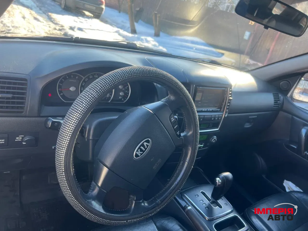 Kia Sorento - фото 5