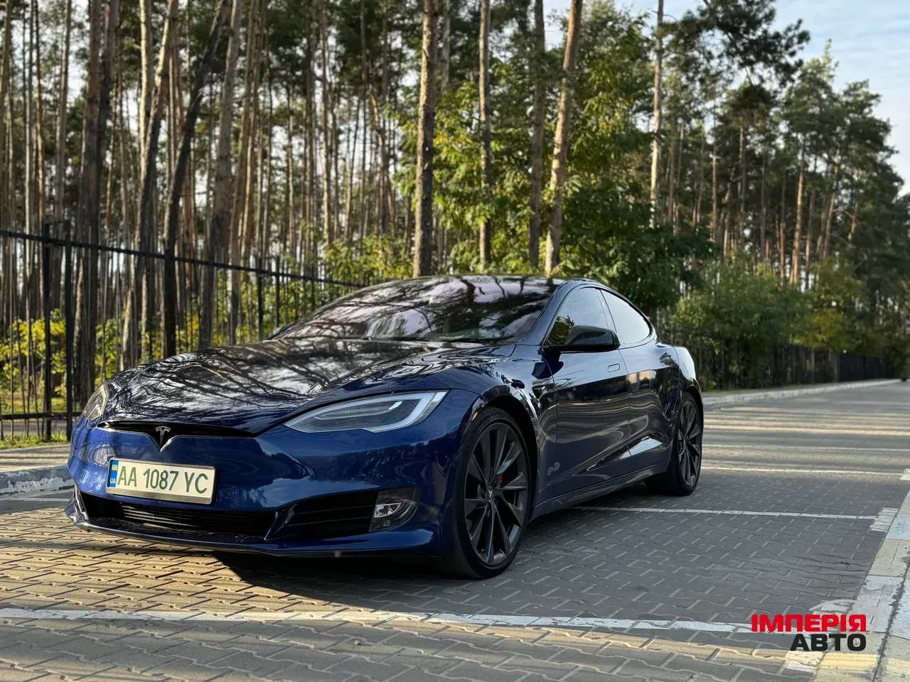 Tesla Model S - фото 2