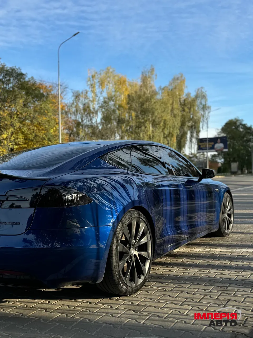 Tesla Model S - фото 3