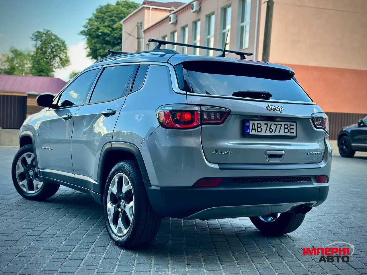 Jeep Compass - фото 16