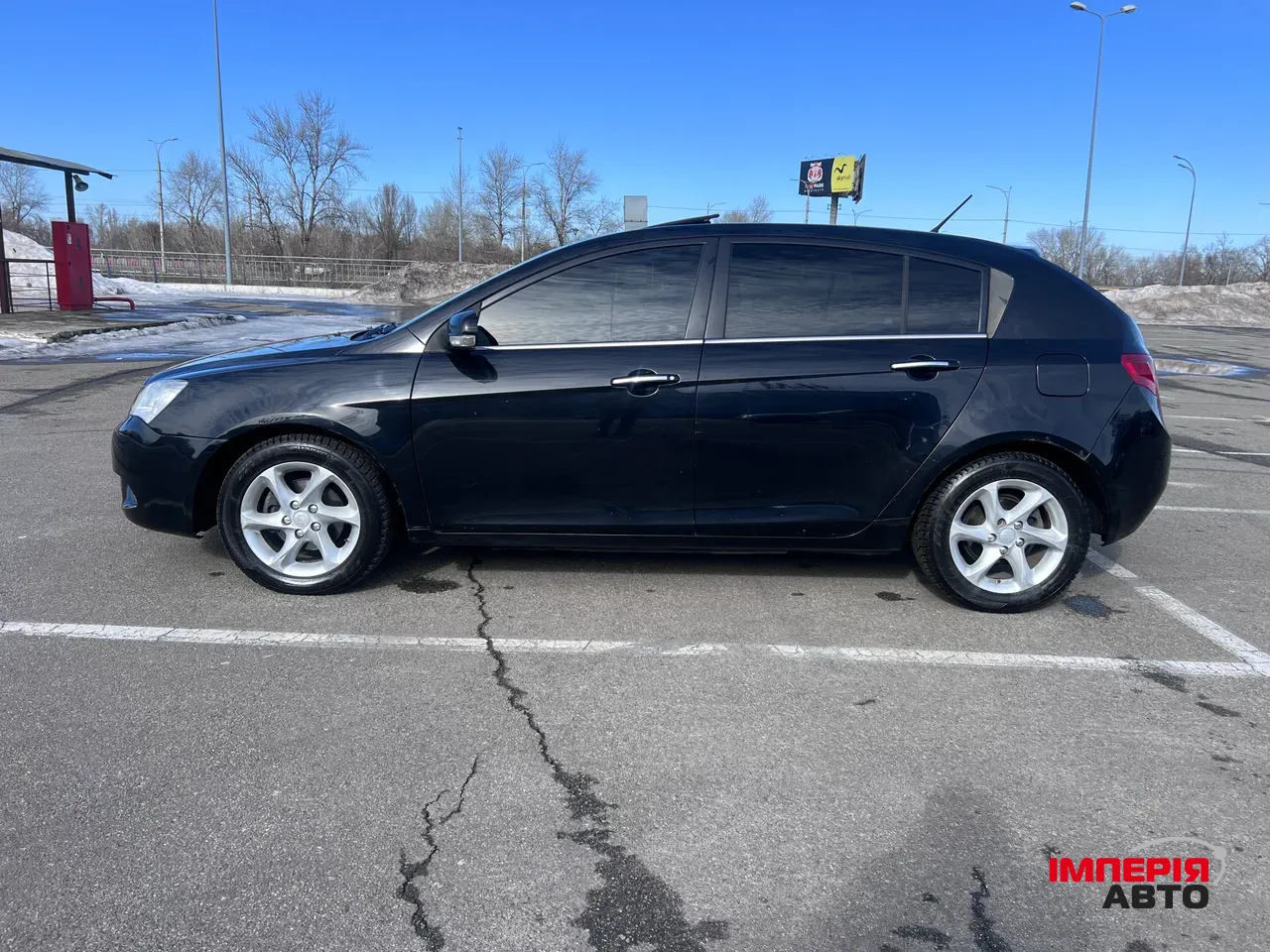 Geely Emgrand EC7 - фото 4