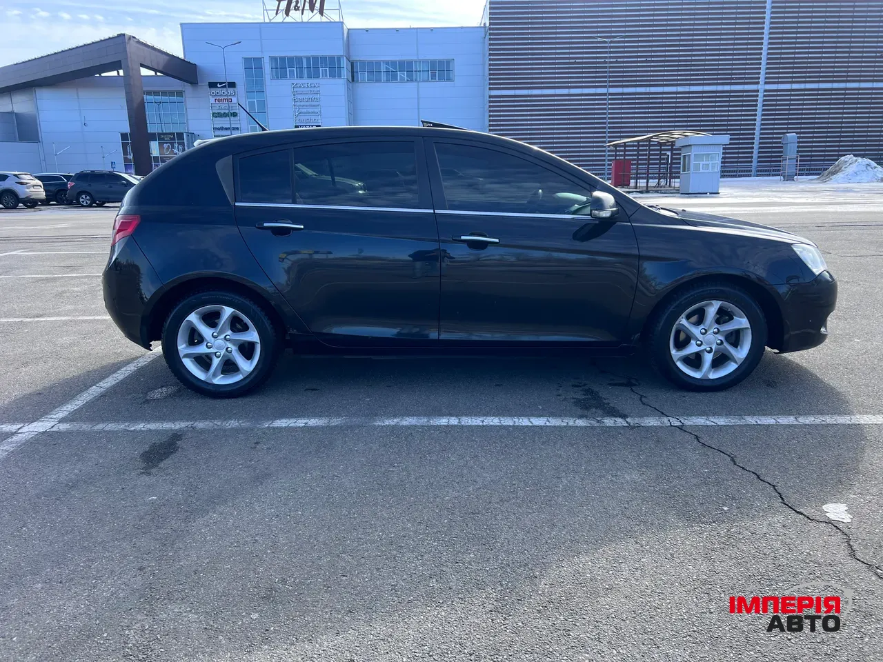 Geely Emgrand EC7 - фото 8