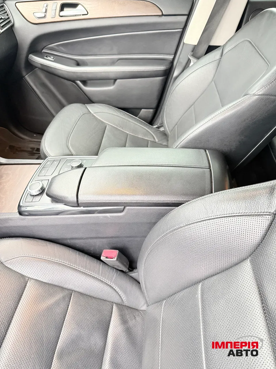 Mercedes-Benz GLS - фото 21