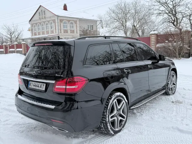 Mercedes-Benz GLS - фото 4