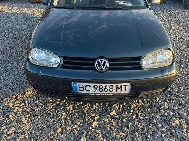 Volkswagen Golf - фото 3