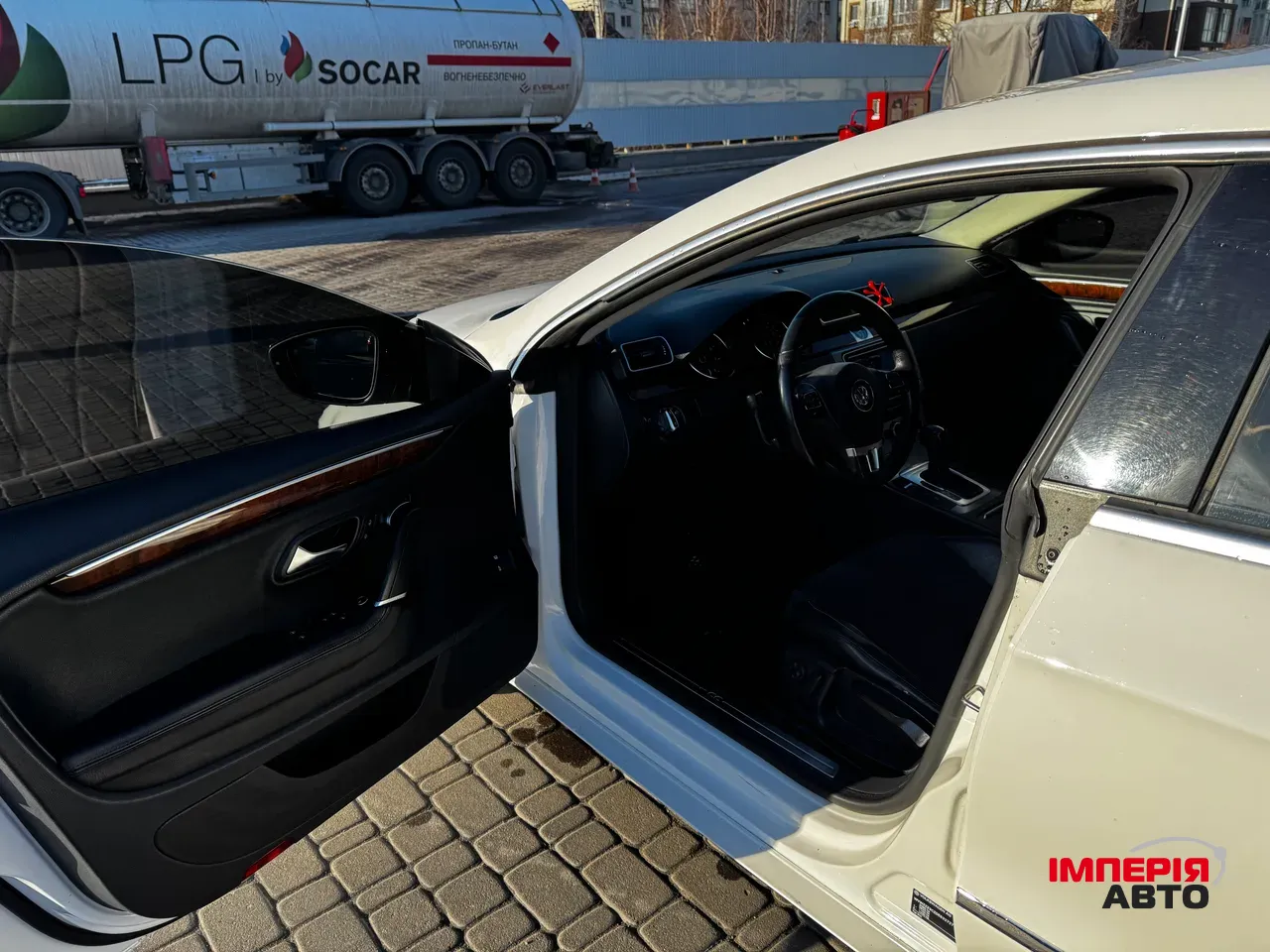 Volkswagen Passat CC - фото 9