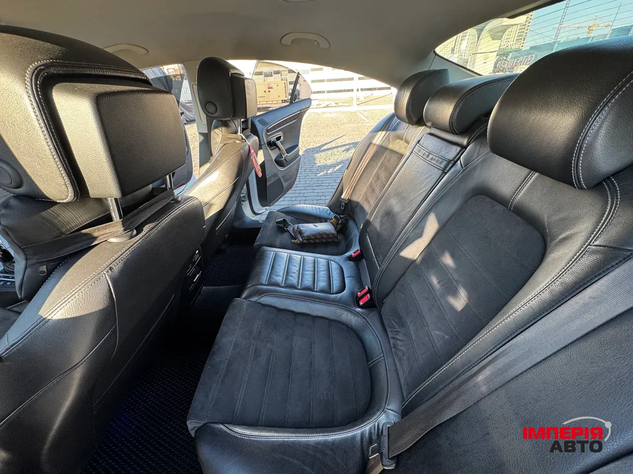 Volkswagen Passat CC - фото 14