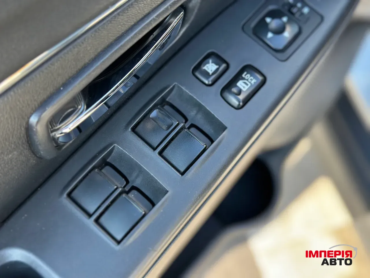 Mitsubishi RVR - фото 14