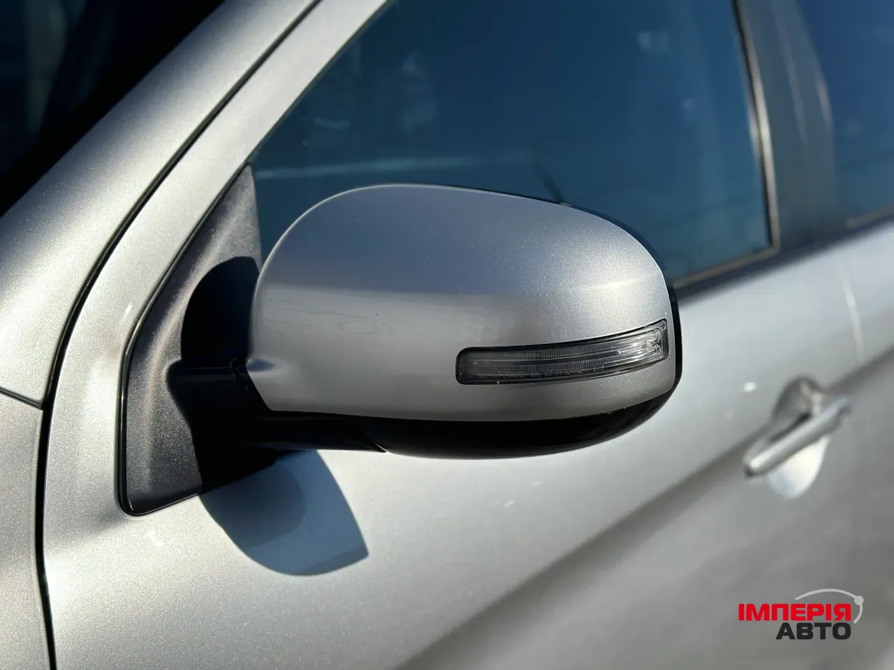 Mitsubishi RVR - фото 4