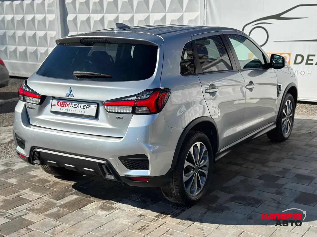 Mitsubishi RVR - фото 10