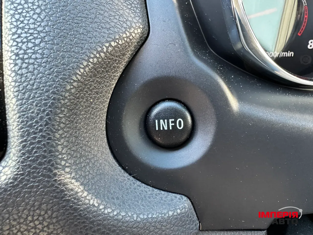 Mitsubishi RVR - фото 18